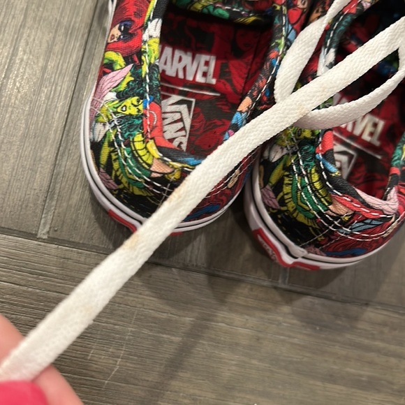 Vans Marvel Colorful Comic Print Sneakers - Picture 11 of 12